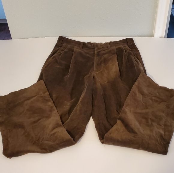 Ermenegildo Zegna Other - Vintage pair of Ermenegildo Zegna dark brown corduroy pants. Size 33 Regular